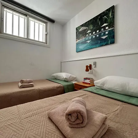 Lovely 2 Bedroom In Americas K202 Apartament Los Cristianos (Tenerife)
